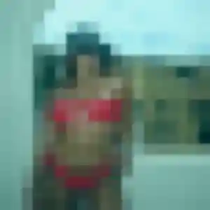 Roxane, 32 ans, disponible à Acoua pour une rencontre coquine