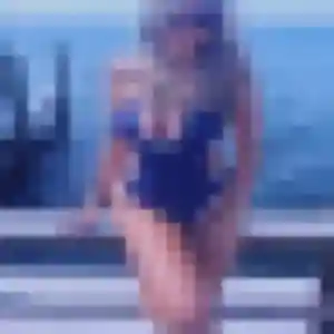 Nora, 20 ans, dispo pour rencontre sexy à Bain-de-Bretagne