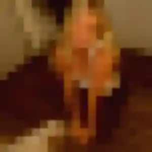 Sexy Albertine, 34 ans à Bormes-les-Mimosas - voir sa photo