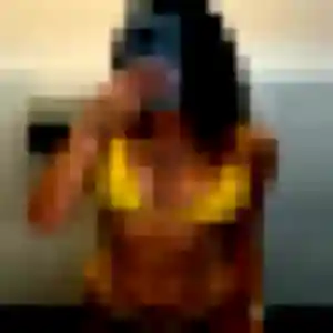 Profil de Rosalie à Boulogne-Billancourt (24 ans) - rencontre sexy discret