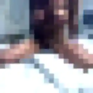 Solene de Bruguières, 19 ans - rencontre sexy en toute liberté