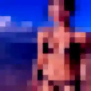 Albane, 20 ans, connectée à Chagny pour une rencontre coquine