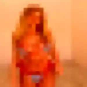 Stephanie, 45 ans, cherche un rencontre sexy à Châteaubourg