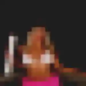 Erika (33 ans) à Châteauneuf-sur-Loire attend un rencontre sexy ce soir