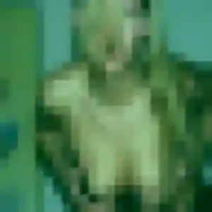 Katia, 19 ans, connectée à Choisy-le-Roi pour un rencontre sexy