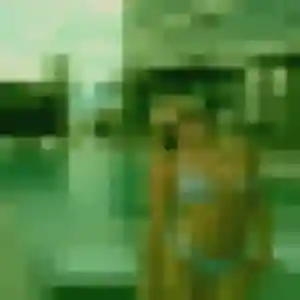 Yasmine, 20 ans, en ligne à Commentry pour une rencontre coquine