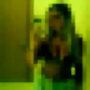 Photo de Wahiba à Condé-sur-l'Escaut (28 ans) - rencontre sexy sans inscription