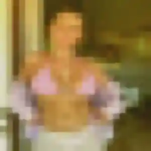 Leana (22 ans) à Condom propose un rencontre sexy maintenant