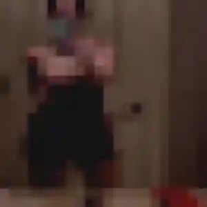 Photo privée de Louisa, 22 ans à Corbeil-Essonnes - plan discret