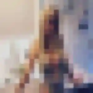 Adeline de Cuers, 29 ans - rencontre sexy discret