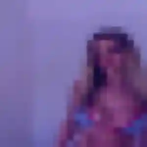 Photo sexy de Bertrane, 22 ans à Goyave - rencontre coquine