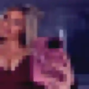 Découvre Anne-Charlotte, 28 ans à Istres en privé
