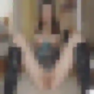 Mia, 45 ans, en ligne à Jaunay-Marigny pour un rencontre sexy