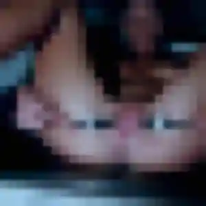 Anne-Charlotte, 38 ans, connectée à Labarthe-sur-Lèze pour une rencontre coquine