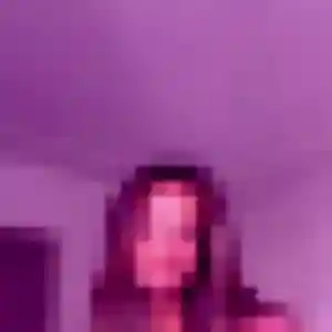 Découvre Vanessa, 28 ans à Le Beausset en privé