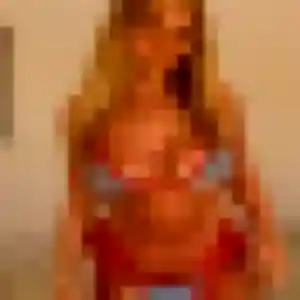 Elsa (27 ans) à Le Relecq-Kerhuon cherche un rencontre sexy aujourd'hui