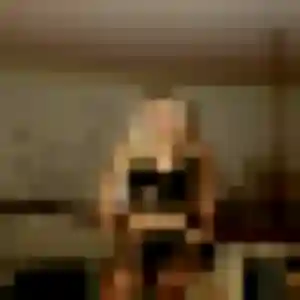 Amel de Liévin, 37 ans - rencontre sexy discret