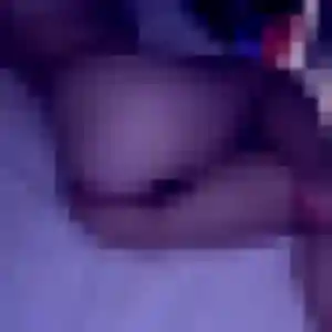 Contacte Clemence, 32 ans à Livarot-Pays-d'Auge en privé