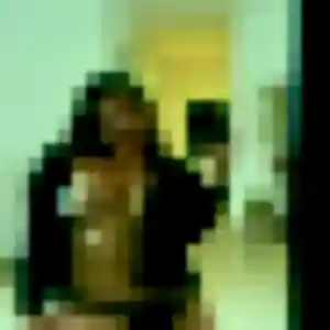 Photo sexy de Celia, 31 ans à Maen Roch - plan discret