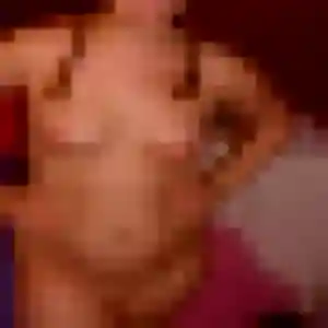 Photo de Clara à Meyreuil (44 ans) - rencontre sexy gratuit