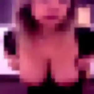 Photo privée de Estelle, 34 ans à Mont-Saint-Aignan - plan discret