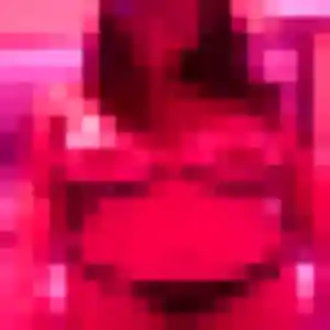 Colombine, 32 ans, en ligne à Nouzonville pour une rencontre coquine