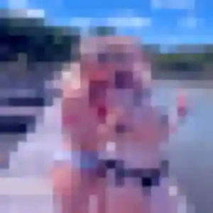Sexy Zineb, 19 ans à Octeville-sur-Mer - la contacter