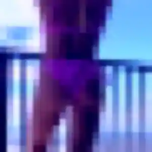 Maud, 30 ans, cherche un rencontre sexy à Quéven
