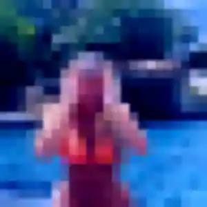 Delia de Saint-Denis, 27 ans - rencontre sexy discret