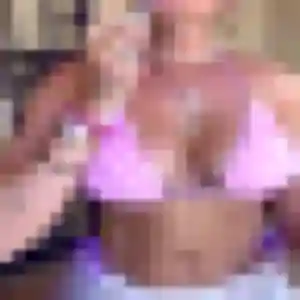 Geneve, femme de 32 ans cherche rencontre sexy à Saint-Just-en-Chaussée
