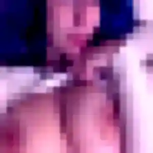 Azalee, 40 ans, en ligne à Saint-Victoret pour une rencontre coquine