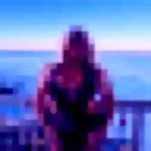 Chloe de Saint-Xandre, 41 ans - rencontre sexy en toute liberté