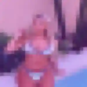 Rejoins Sandrine, 36 ans à Sainte-Geneviève-des-Bois gratuitement