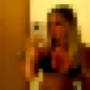 rencontre sexy à Savenay : profil de Penelope, 41 ans - inscription gratuite