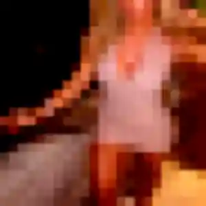 Colombe, 24 ans, en ligne à Sèvres pour un rencontre sexy