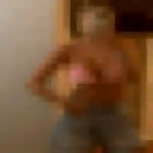 Photo de Mia à Soustons (35 ans) - rencontre sexy anonyme