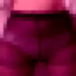 Photo sexy de Yvette, 26 ans à Theix-Noyalo - plan discret