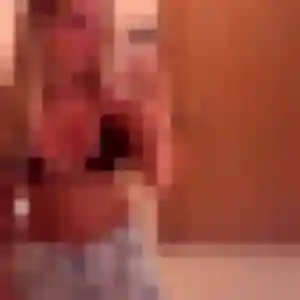 Anne-Sophie, 27 ans, connectée à Tours pour un rencontre sexy