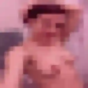 Orane, 19 ans, connectée à Vaires-sur-Marne pour une rencontre coquine