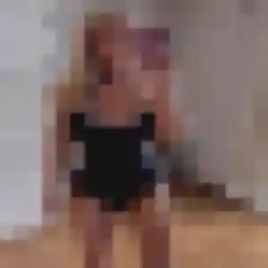 Contacte Anne-Marie, 27 ans à Val-de-Moder en privé