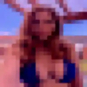 Nathalie (19 ans) à Valdahon cherche un rencontre sexy rapidement