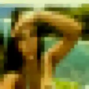 Découvre Bettina, 32 ans à Versailles en privé