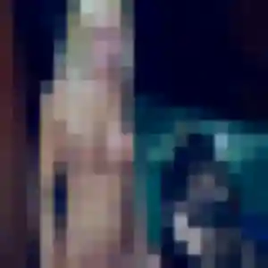 Anne-Marie de Villecresnes, 21 ans - rencontre sexy en toute liberté