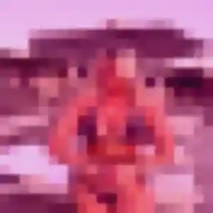 Rachida, 19 ans, connectée à Villeneuve-lès-Maguelone pour une rencontre coquine